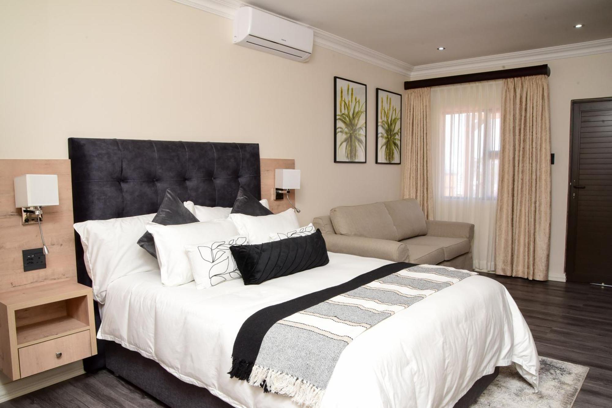 Menucha Country Lodge *