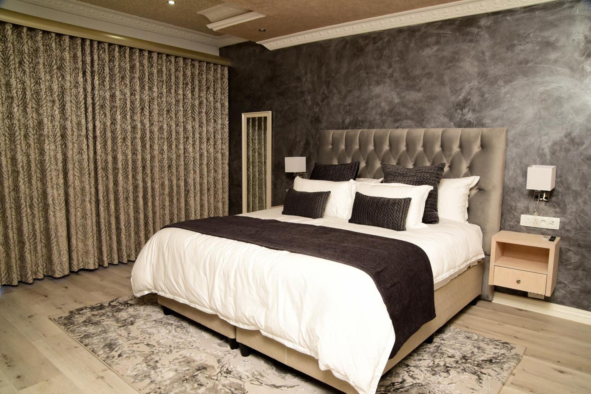 Lodge Menucha Country
